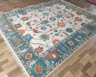 Handgeknüpfter beigefarbener Oushak-Teppich: Beige-blauer türkischer Vintage-Teppich 8x10