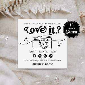 Plantilla de Canva para tarjetas retro editables para compartir y hacer clic, tarjeta moderna para redes sociales, plantilla de tarjeta de inserción para pedidos con el nombre Síguenos en las redes sociales, Chloe