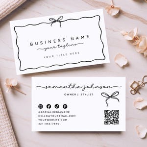 Modelo de cartão de visita preto e branco Canva QR Code, Trendy Bow Business Branding, Caprichoso Feminino Editável Modelo de cartão de visita Beau