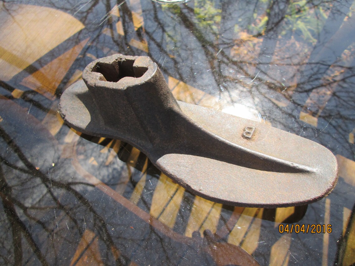 Vintage Cast Iron Shoe Form Cobblers Shoe Anvil Door Stop Etsy
