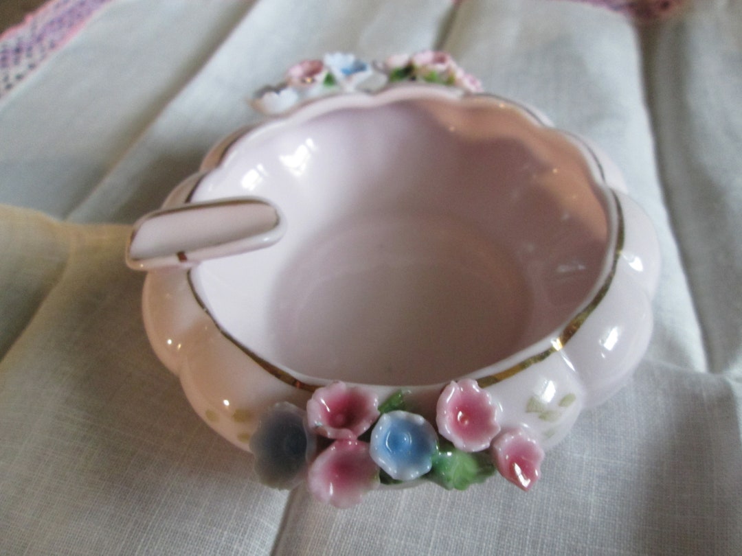 Vintage Lefton China Ashrray - Etsy