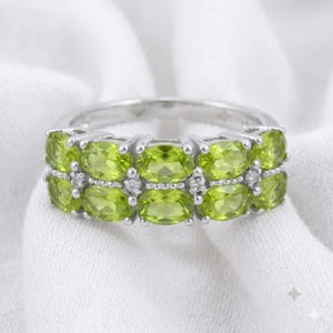 Peridot Eternity Ring, Natural Peridot Band Ring, August Birthstone Wedding Band, Sterling Silver Stackable Ring