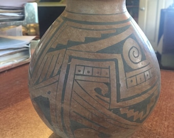 Antique Mata Ortiz Pottery Pot Vase vessel  Mexican