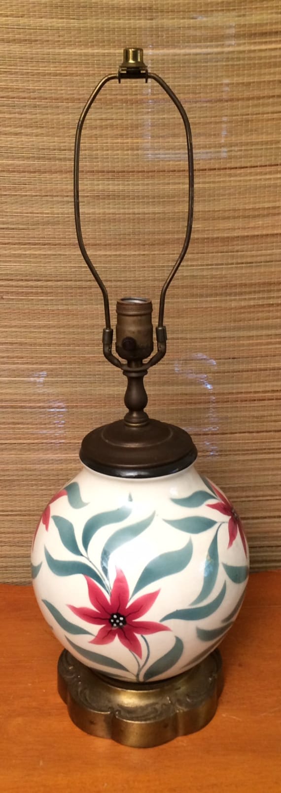 Vintage Pointsettia Pottery Lamp Mid-Century Modern Hollywood Regency Floral ART 1950s