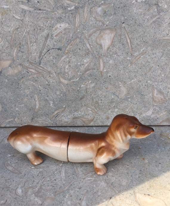 Vintage Dachshund Weiner Dog 2 piece Salt and Pepper Shakers Japan