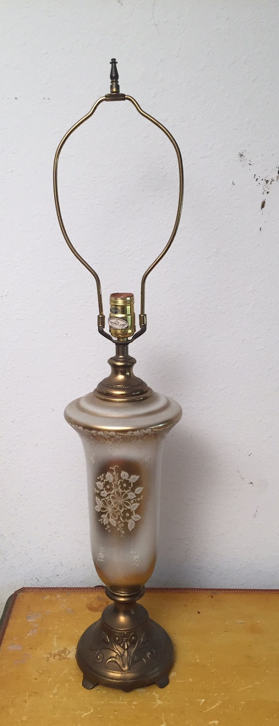 Hollywood Regency Vintage Wilmar Tyndale Lamp Floral Metal Glass Painted