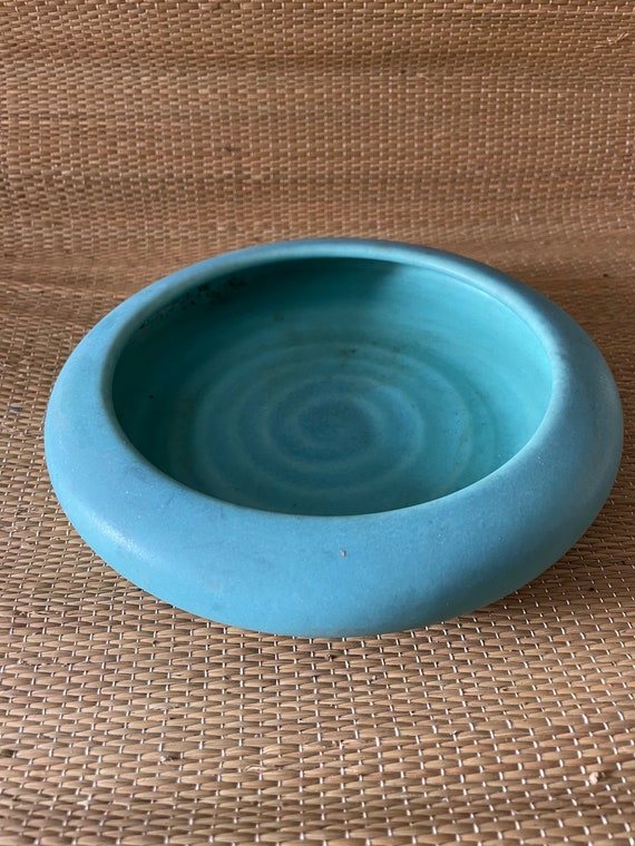 Vintage Van  Briggle  pottery bowl Planter Fred Wills Blue/Green 8 1/2”