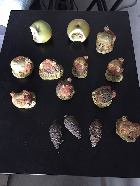 Original Vintage Clarecraft Discworld Collection 14 pieces Faerie Dwelling Apple