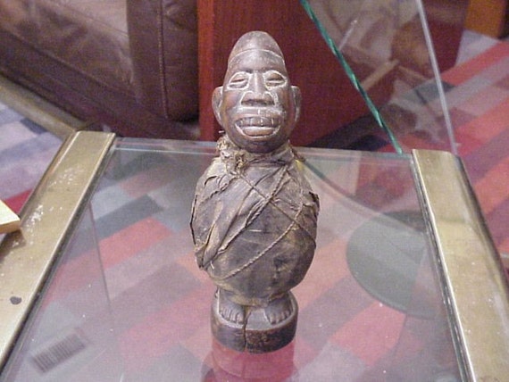 Rare Antique African ART Carved Wood FETISH Power Figure