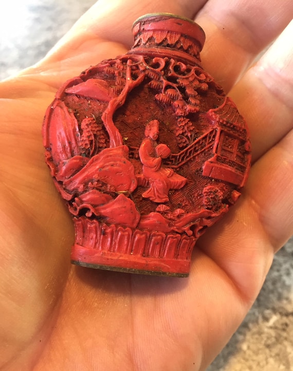 Oriental Figure Bottle (JAS) Oriental Figure Bottle (JAS)