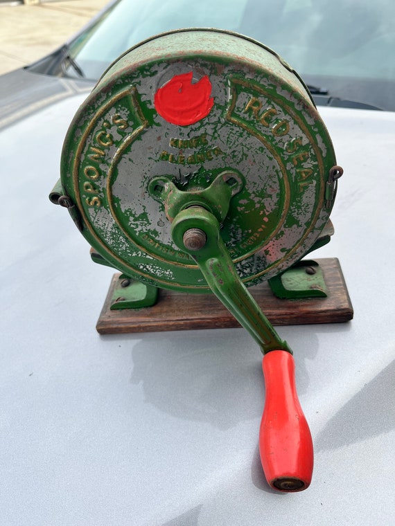 Vintage Spong’s Redseal Knife Cleaner Polisher Green British Made
