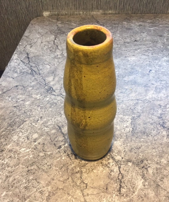 Vintage Mid-Century Modern Art Pottery Vase Signed LA   9"