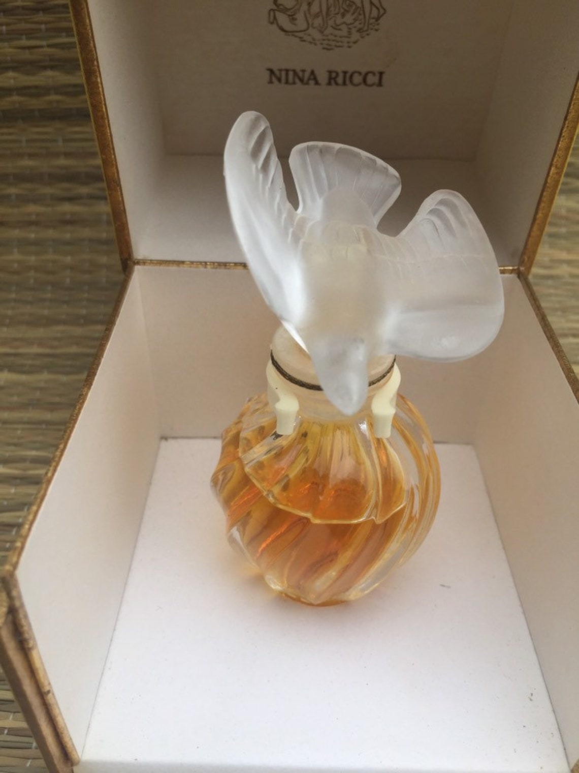 nina ricci old perfume
