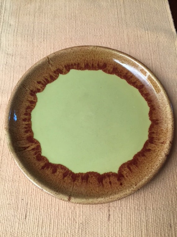 Vintage Winart Pottery DINNER PLATE Mid-Century Modern Green