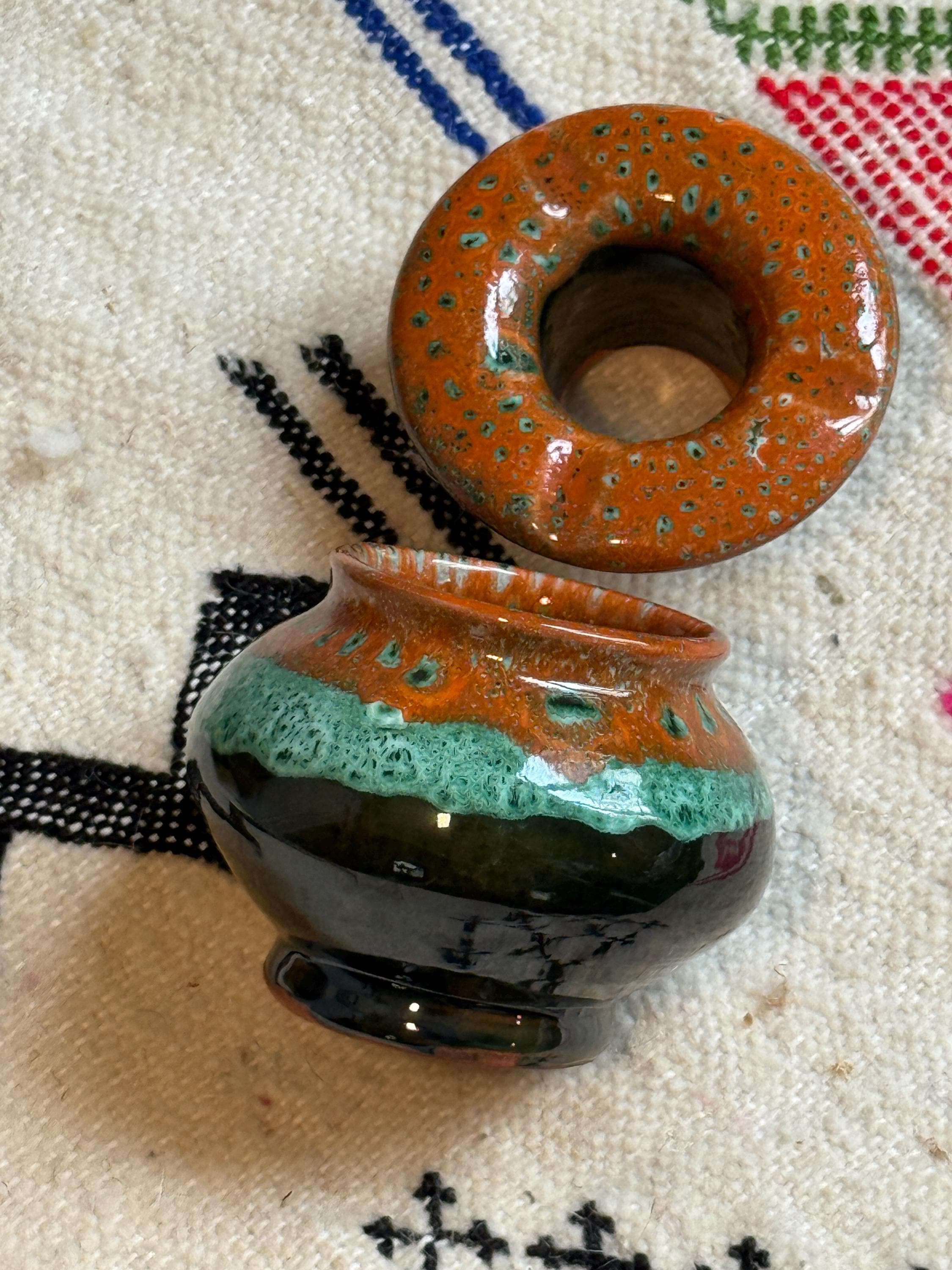 ユウ Medium Handcrafted Moroccan Ceramic Ashtray – Handmade Pottery