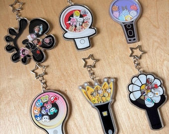 Kpop Inspired Shaker Charm Keychain | Stray Kids SKZ BT5 Twice Bigbang GD Corti5 Acrylic Bag Charm | Lightstick Strap Accessory