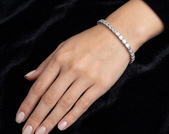Emerald Cut Diamond Tennis Bracelet | 14K White Gold Lab Grown Diamond Bracelet | Bridal Wedding Jewelry | Anniversary Gift for Her