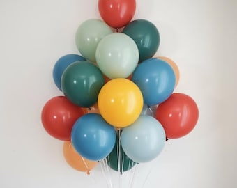 Ensemble de ballons bohèmes - Décoration de fête en terre cuite, moutarde, sauge, bleu