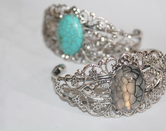 Handgemaakte vintage turquoise manchetarmband: verstelbaar metaal