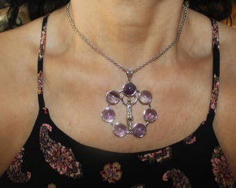 Collar con colgante de chakra de amatista y cuarzo rosa