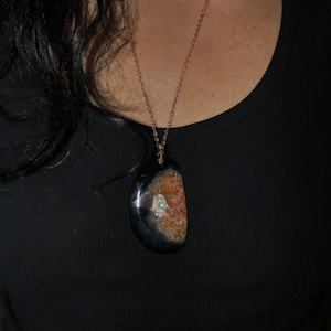 Hamsa necklace, Hamsa charm necklace, Hamsa jewelry, Natural Onyx Agate charm necklace, natural stone necklace, agate necklace,