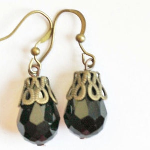 Dangle earrings, Black stone earrings