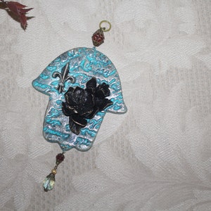 Handmade Stone Hamsa Wall Hanging: Unique Home Gift