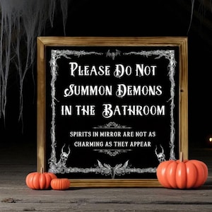 Rustic Gothic Bathroom Sign – “Do Not Summon the Devil” Funny Wooden Plaque, Halloween Wall Decor