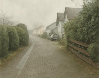 Impresión artística de Oberreifenberg Foggy Village Road (descarga digital)
