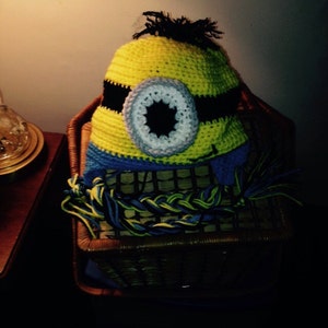 Minion hat