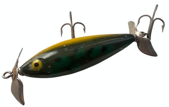 Vintage Cotton Cordell Crazy Shad Green and Yellow Fishing Lure 