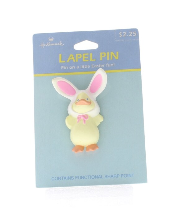 Hallmark Easter Hat Lapel Pin Easter Chic in a Bu… - image 1
