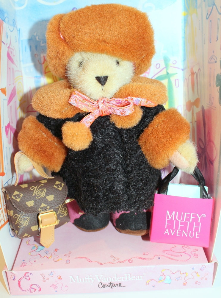 Muffy Vanderbear Doll Couture Fifth Avenue Shopper Bear With