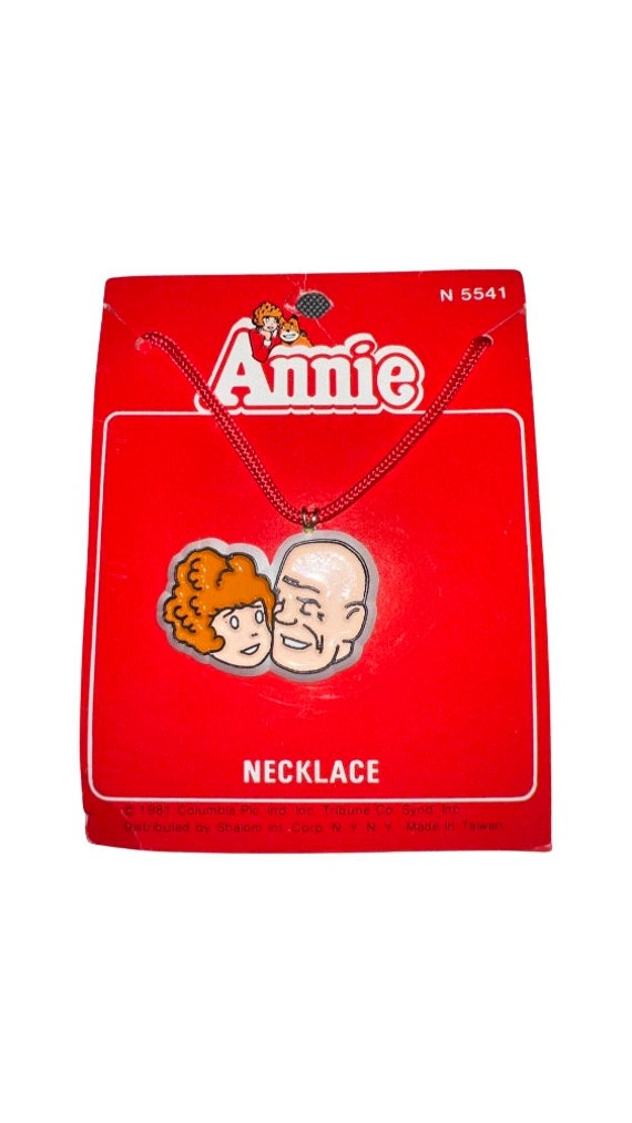 Orphan Annie with Daddy Warbucks Necklace Mint On 