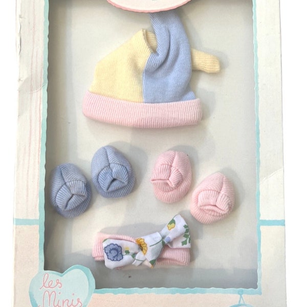 Corolle Les Minis Hat and Booties Shoes Lot in original Box Set