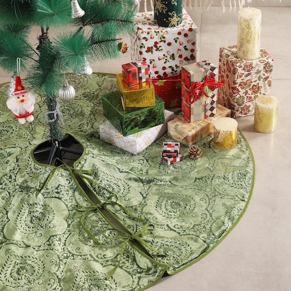 Moss Green Velvet Christmas Xmas Tree Skirt, Rustic Festive Holiday Decor