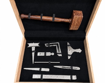 Masonic Standard Working Tools Set Silver Tone Full Size in Wooden Box