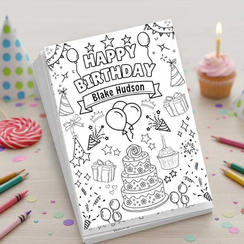 Puede incluir: Una pila de libros para colorear con tem&aacute;tica de cumplea&ntilde;os. La portada presenta las palabras "Happy Birthday" sobre una pancarta con el nombre "Blake Hudson". El dise&ntilde;o incluye globos, estrellas, una tarta y gorros de fiesta. La imagen es en blanco y negro.