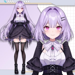 以下が含まれることがあります： アニメスタイルのキャラクターイラスト。キャラクターは長い薄紫色の髪で、白いブラウスと黒いドレスを着ています。ドレスはフリルスカートとコルセット風のボディスが特徴です。キャラクターはピンクの目をし、黒いブーツを履いています。