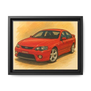Peut inclure: Illustration d'une voiture de sport rouge avec le texte "XR6" à l'avant. La voiture est posée sur un fond jaune-beige et encadrée d'une bordure noire. La voiture a des jantes argentées et un aileron.