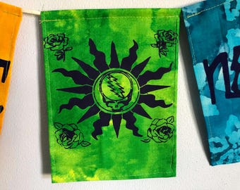 La música nunca se detuvo, Grateful Dead Banner