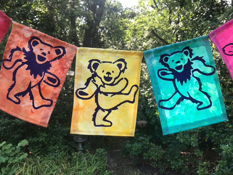 5 Grateful Dead Dancing Bears & Terrapin Turtle Flags. image 2