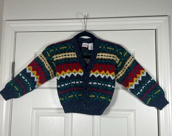 Chłopięcy sweter kardigan z lat 90. w stylu vintage, zapinany na guziki, geometryczny wzór/paski, rozmiar 6