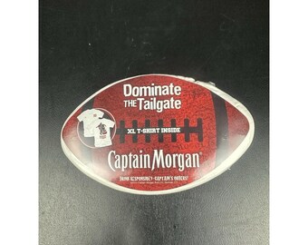 Vintage Captain Morgan XL T-shirt "Dominate The Tailgate" Football Party Rum