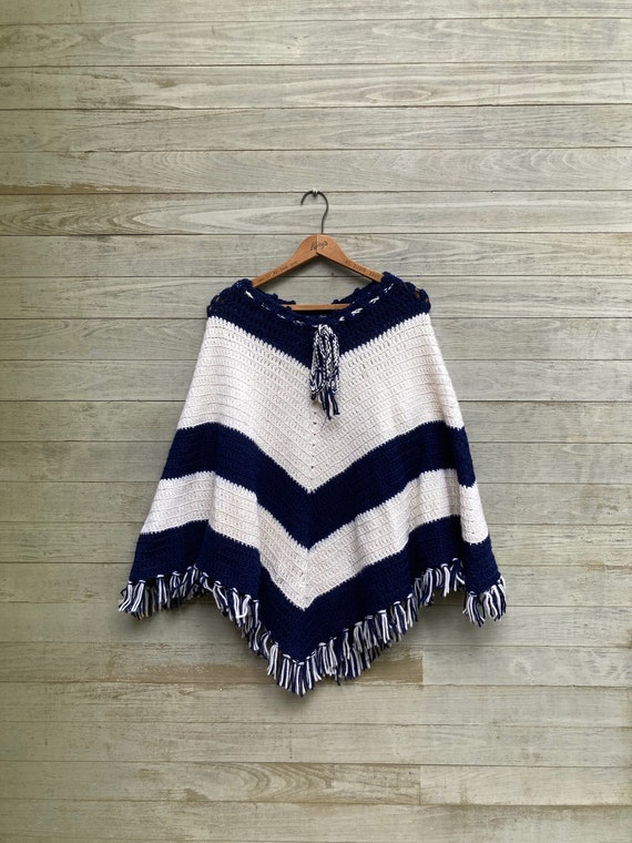 Striped Navy and White Vintage Shawl, Cozy and So… - image 2