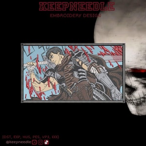 Puede incluir: Parche bordado rectangular que representa a un guerrero con una espada grande, con detalles rojos. El parche tiene el texto "KEEPNEEDLE EMBROIDERY DESIGN" en la parte superior. El diseño es intrincado y detallado.