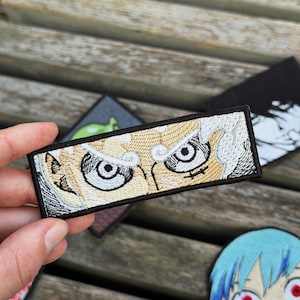 Broderad Anime-ögonlapp | Sy-på eller kardborreband | Mangastil | Tillbehör för jacka och ryggsäck