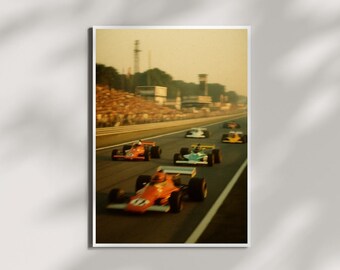 Affiche vintage de Formule 1 – Scène de course classique avec voitures historiques sur la piste, art mural rétro de sport automobile pour les fans de course