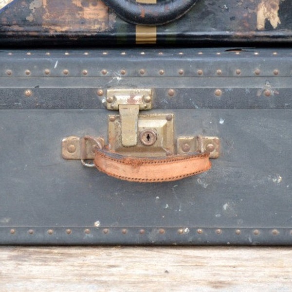 Black Trunk Suitcase Steamer Antique  Storage Wedding 1920's 1930's