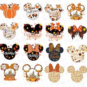 Puede incluir: Una colección de diseños con temática otoñal que presentan orejas de Mickey y Minnie Mouse. Los diseños incluyen calabazas, hojas de otoño y las frases "Fall Vibes", "Thankful" y "Give Thanks". La paleta de colores incluye naranja, marrón y negro.